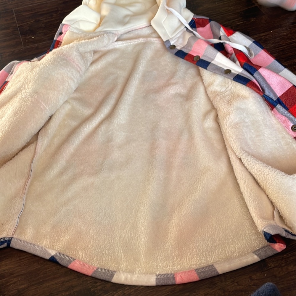 Flannel shacket - Picture 2 of 5
